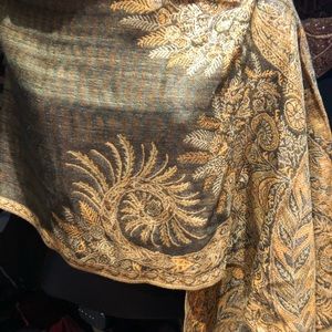 Vintage Olive Green style paisley pashmina shawl